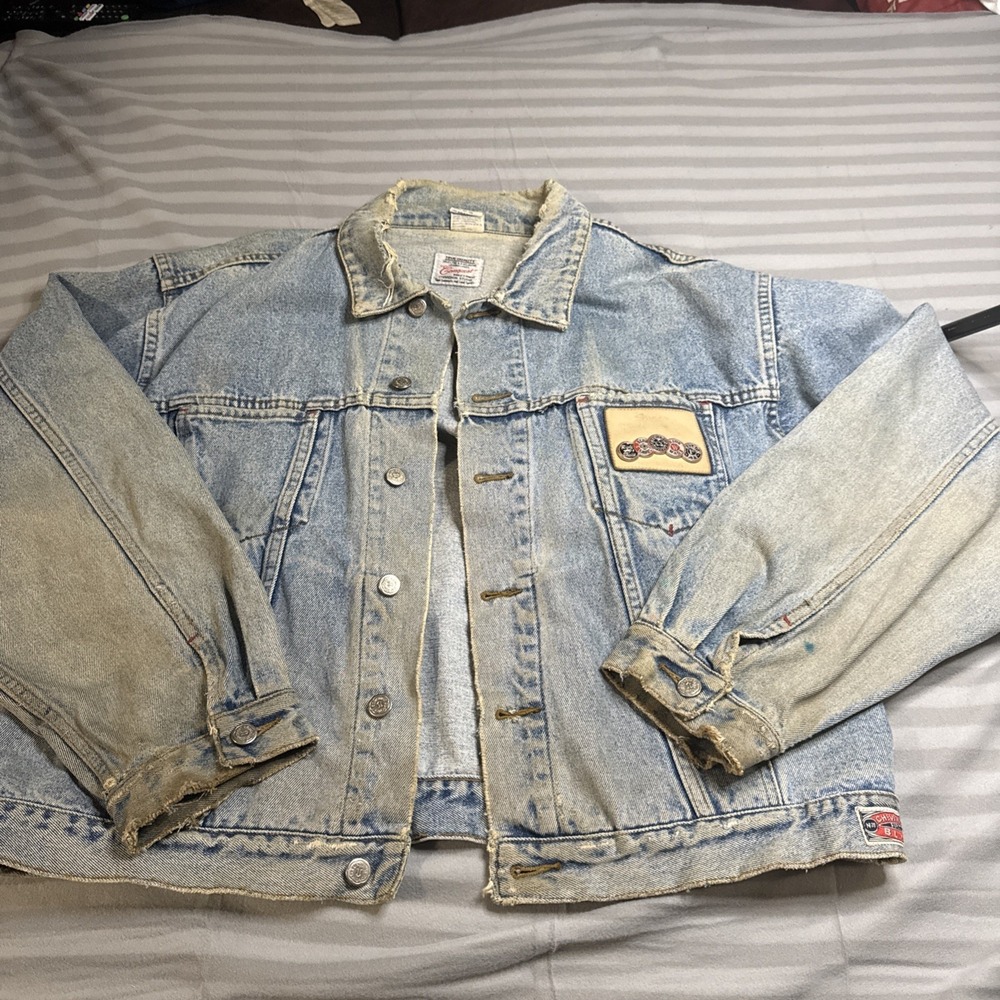VTG chevignon First Blue Denim Trucker Biker Jacket Xl Distress Fade Patch